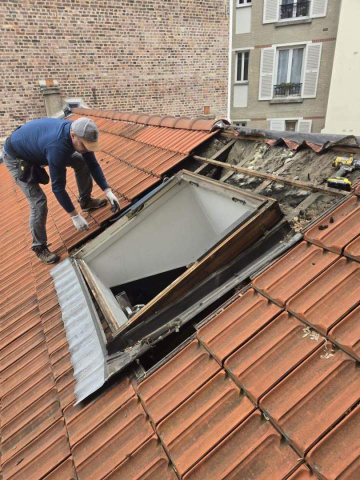 Couvreur fenêtre de toit Les Essarts-le-Roi